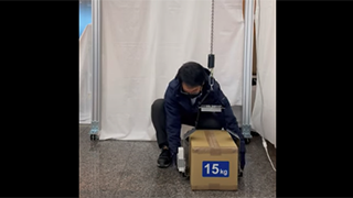 動画のサムネイル03