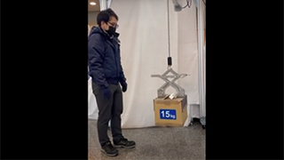 動画のサムネイル02