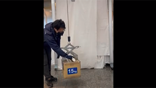 動画のサムネイル02